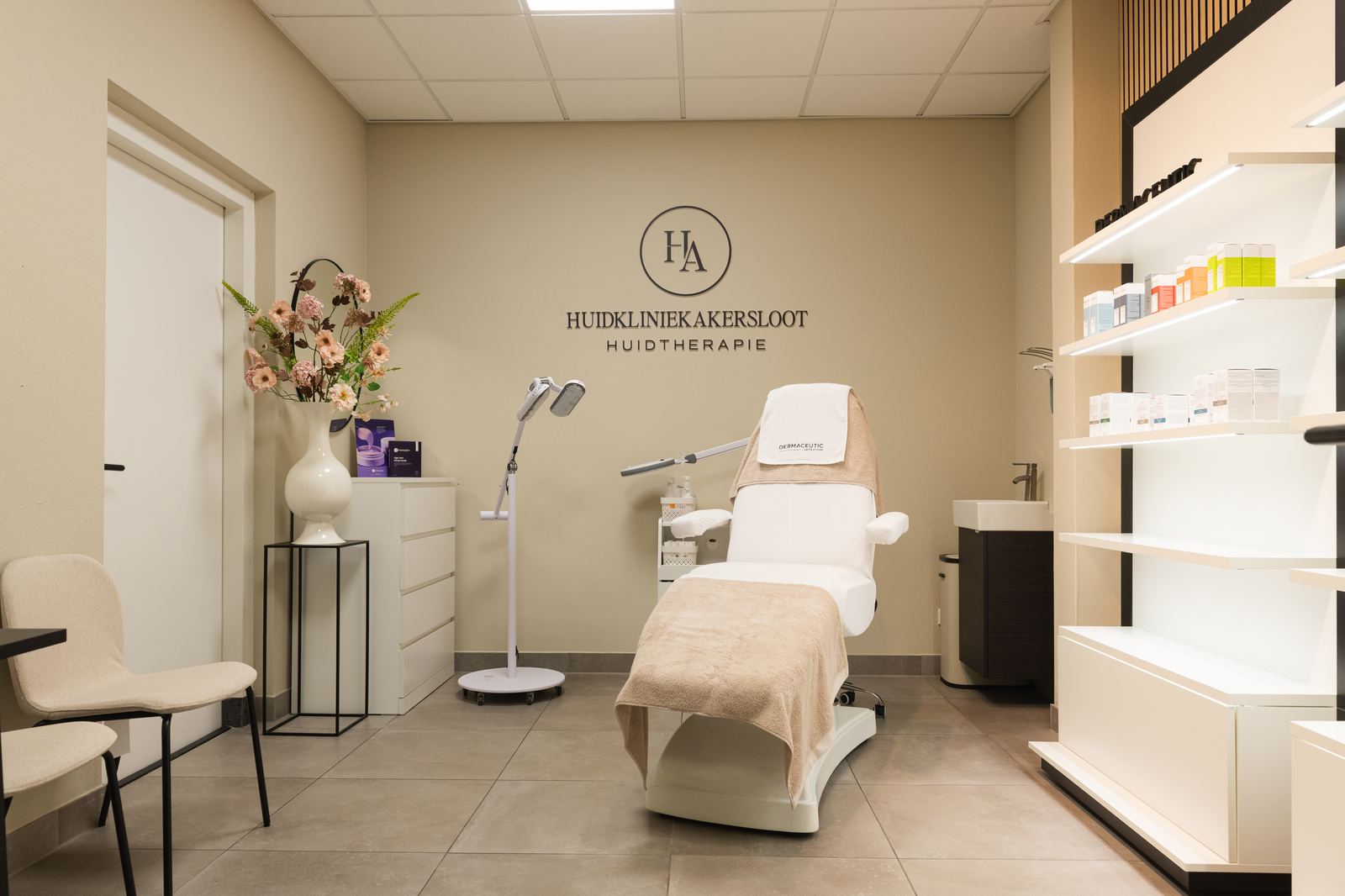 Interieur van Huidkliniek Akersloot
